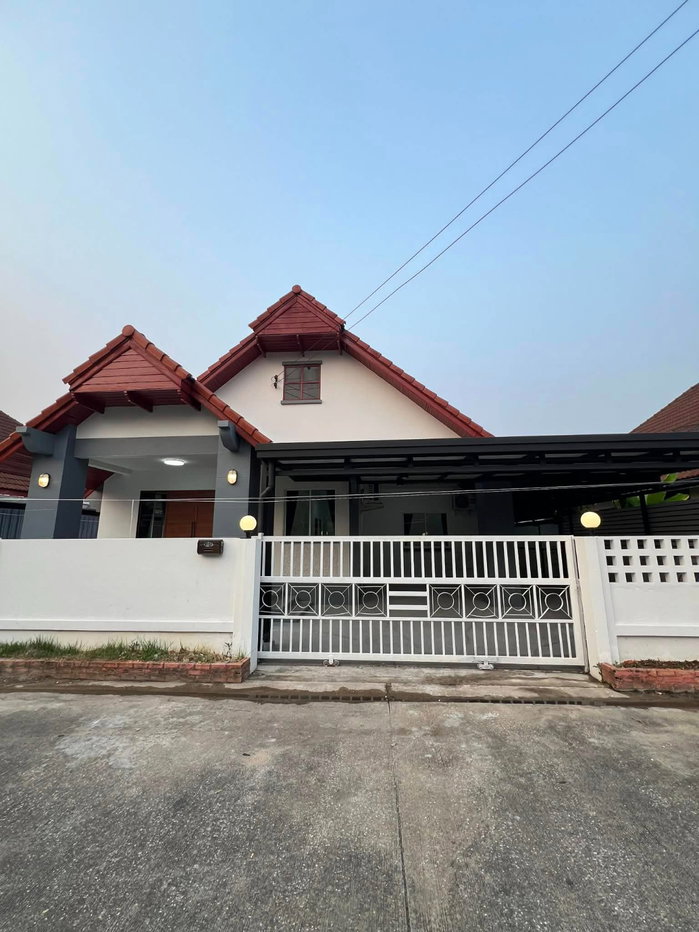 รูป ประกาศให้เช่าบ้าน – หมู่บ้านราชวรินทร์ สันผักหวาน หางดง เชียงใหม่ - รูปที่ 1/19