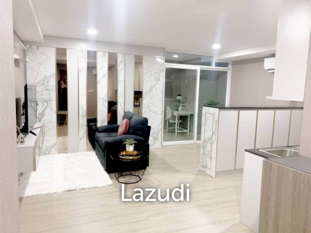 picture 1 Bed 1 Bath 50 SQ.M Grand View Condo - 1/10