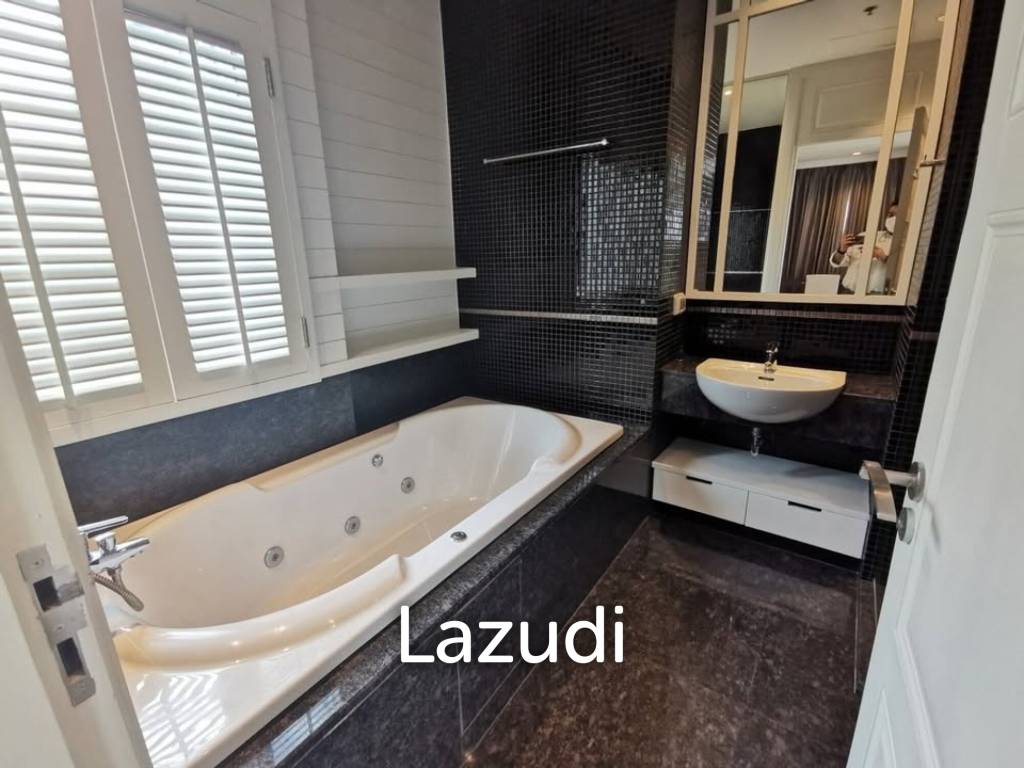 รูป 385.0 ตร.ม. 5 ห้องนอน 5 ห้องน้ำ คอนโดสำหรับ เช่าใน ลุมพินี - รูปที่ 16/27