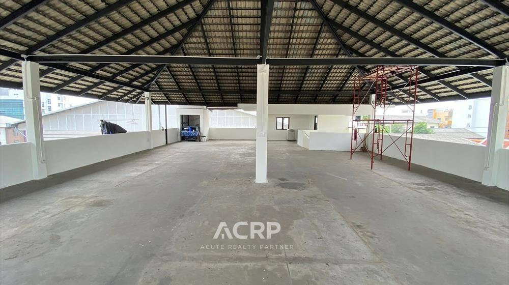 รูป ให้เช่า โกดัง ซอยบางนา - ตราด ซอย 26 รีโนเวทใหม่ ใกล้เซ็นทรัลบางนา - รูปที่ 3/9