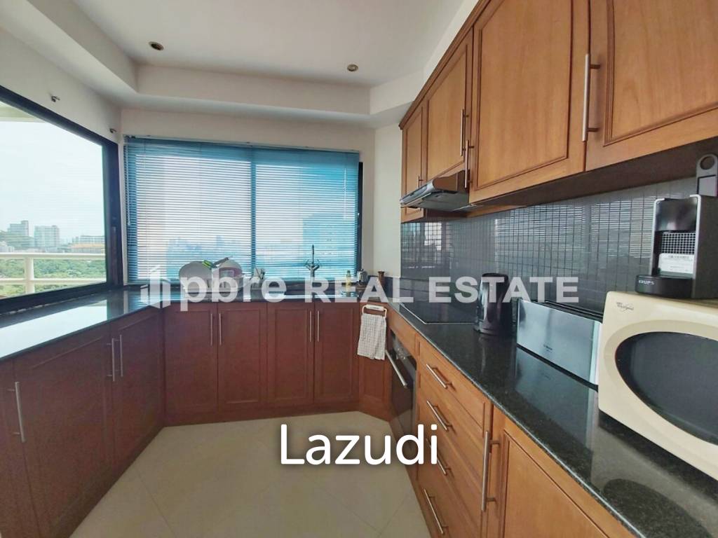picture 1 Bed 2 Bath 143 SQ.M View Talay 5 Condominium - 8/18