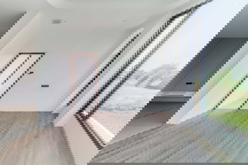 รูป Luxury Pool Villa วิวภูเขา โอบล้อมทุ่งนา  ทำเลหายาก ใกล้ Lanna International School เพียง 600 เมตร  - รูปที่ 39/41