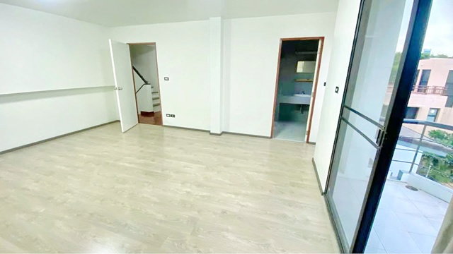 รูป รร.นานาชาติบางกอกพัฒนา 1.2 กม. MRT ศรีลาซาล 530ม. โฮมออฟฟิศ 4 นอน 5 น้ำ 25 ตร.วา.300 ตร.ม. ลาซาล - รูปที่ 6/8