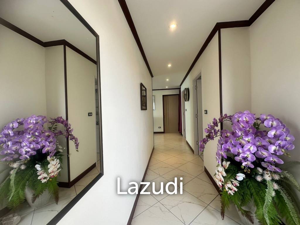 picture 2 Beds 2 Baths 142.7 SQ.M. Grand View Condo - 10/22