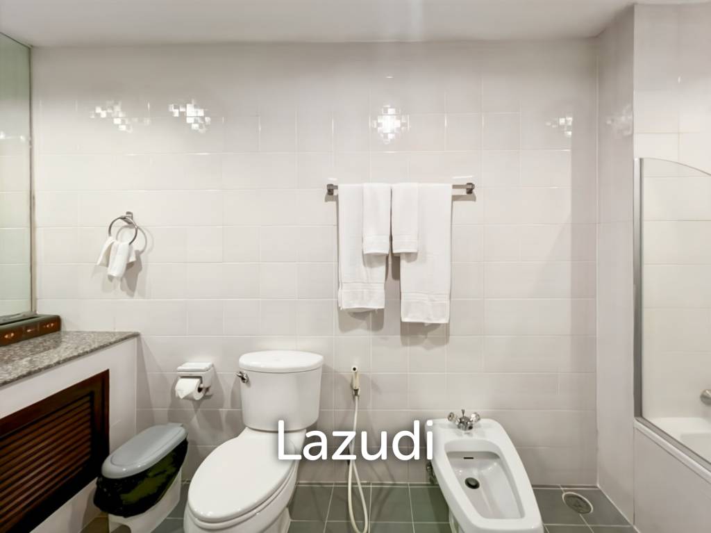 picture Altra Exclusive: Spacious 4-Bedroom Beachfront Condo - 432 sqm - 37/56