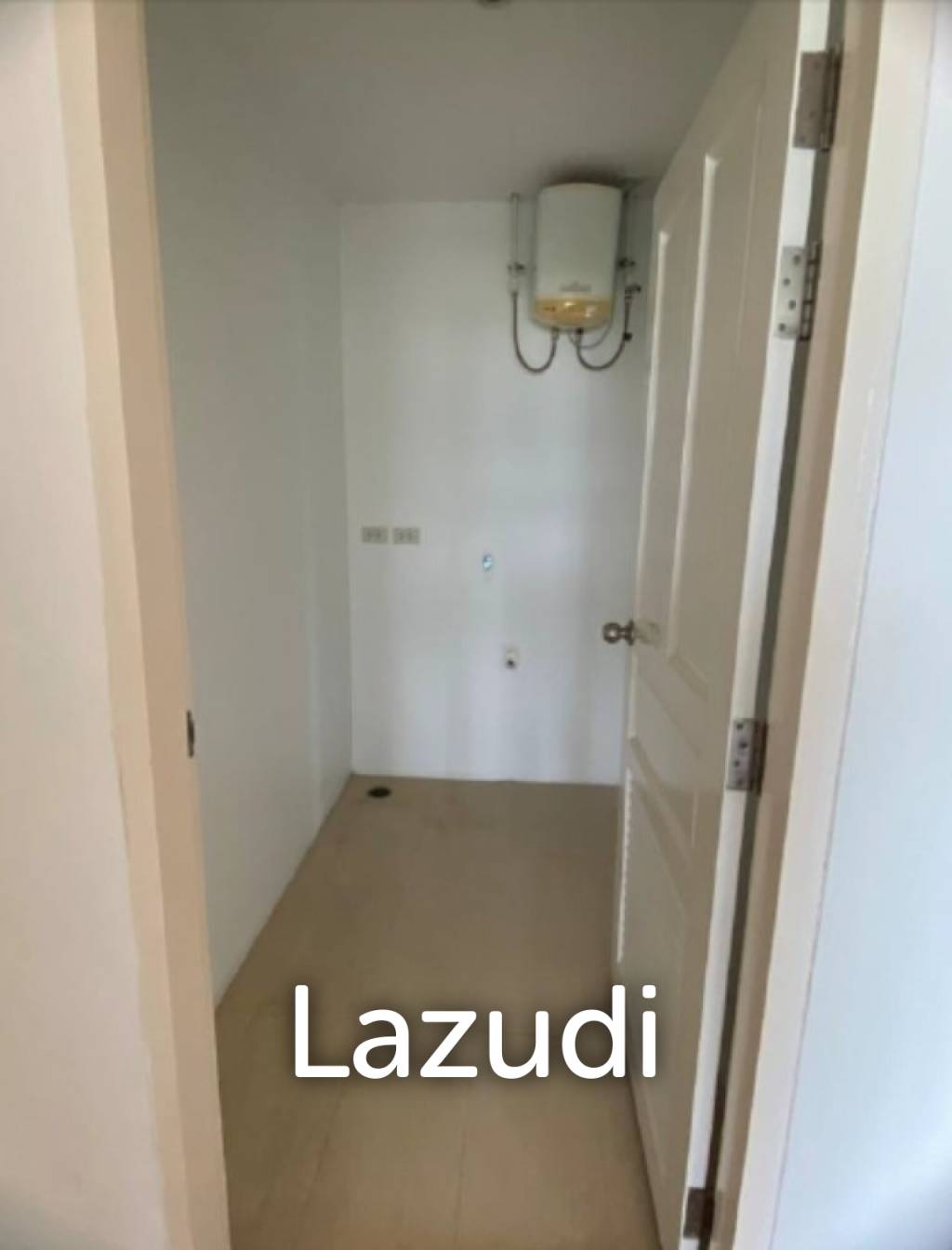Spacious 2-Bedroom Condo for Sale in Mueang Phuket - image 3
