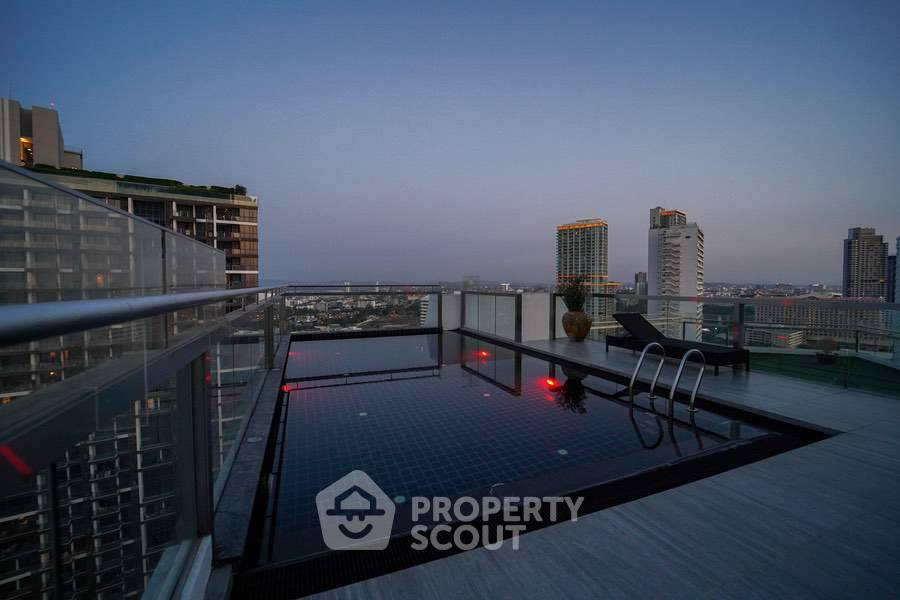 รูป คอนโด 2-ห้องนอน ที่ ดูแพล็กซ์ ใกล้ ถนนพระตำหนัก พัทยา (ID 995802) - รูปที่ 29/35