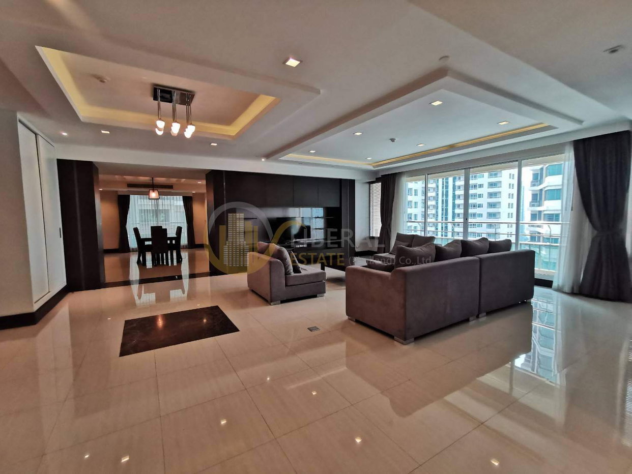รูป LTH3195 – Ideal 24 FOR RENT 4 beds 4 baths size 322 Sq.M. Nearby BTS Phrom Phong station ONLY 180k/Month - รูปที่ 1/7