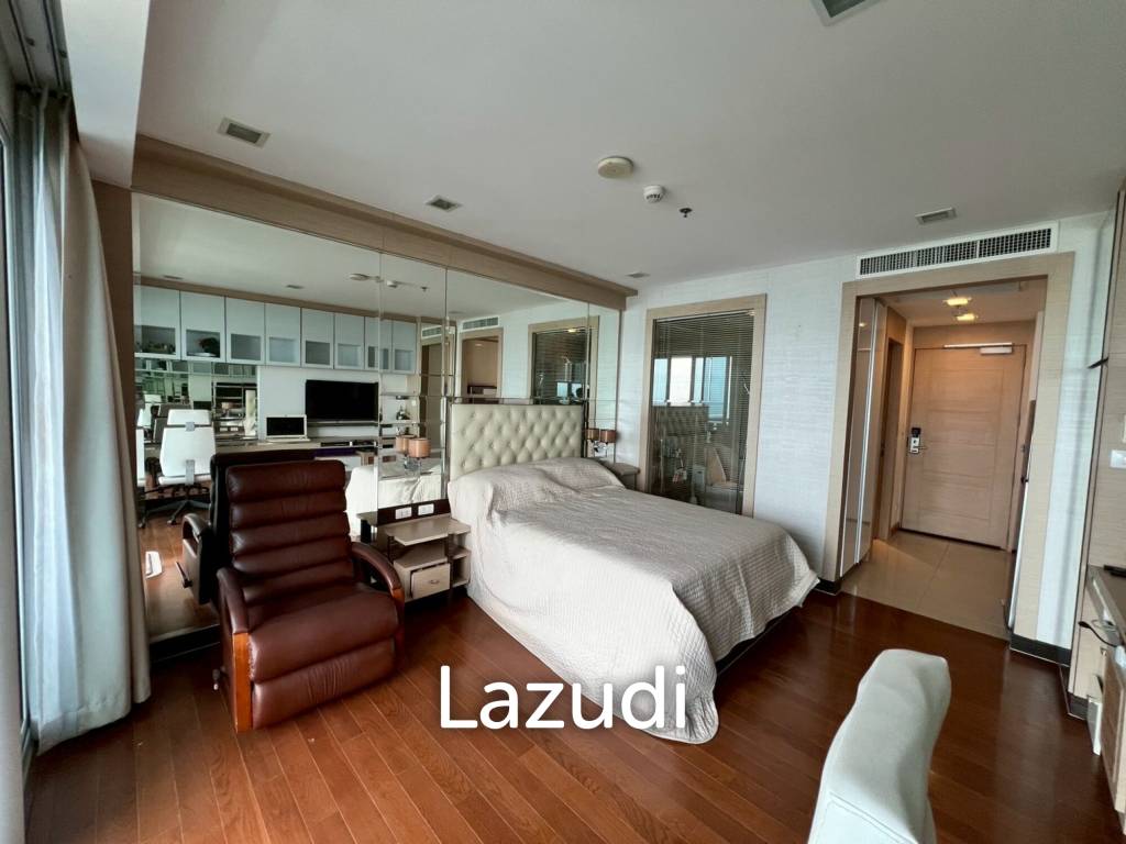 picture Studio 1 Bath 33 SQ.M. The Palm Wongamat - 1/10