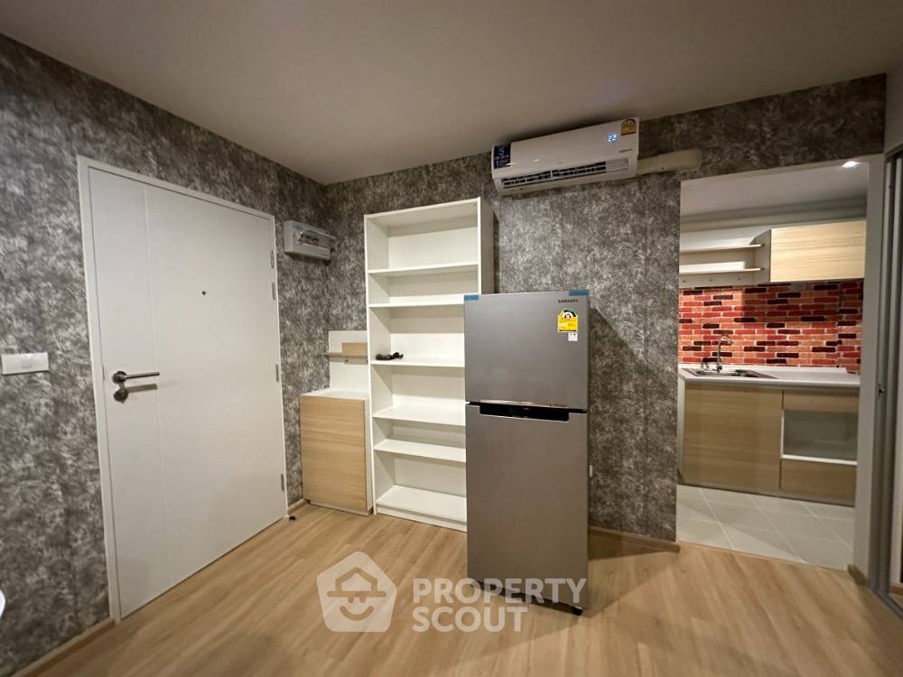 picture 2-BR Condo in Lam Prathew (ID 1858943) - 4/12