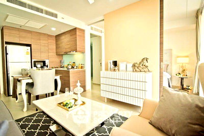 Condos for sale : 2-BR Condo at Southpoint Pattaya close to Phratamnak (ID 1489337)