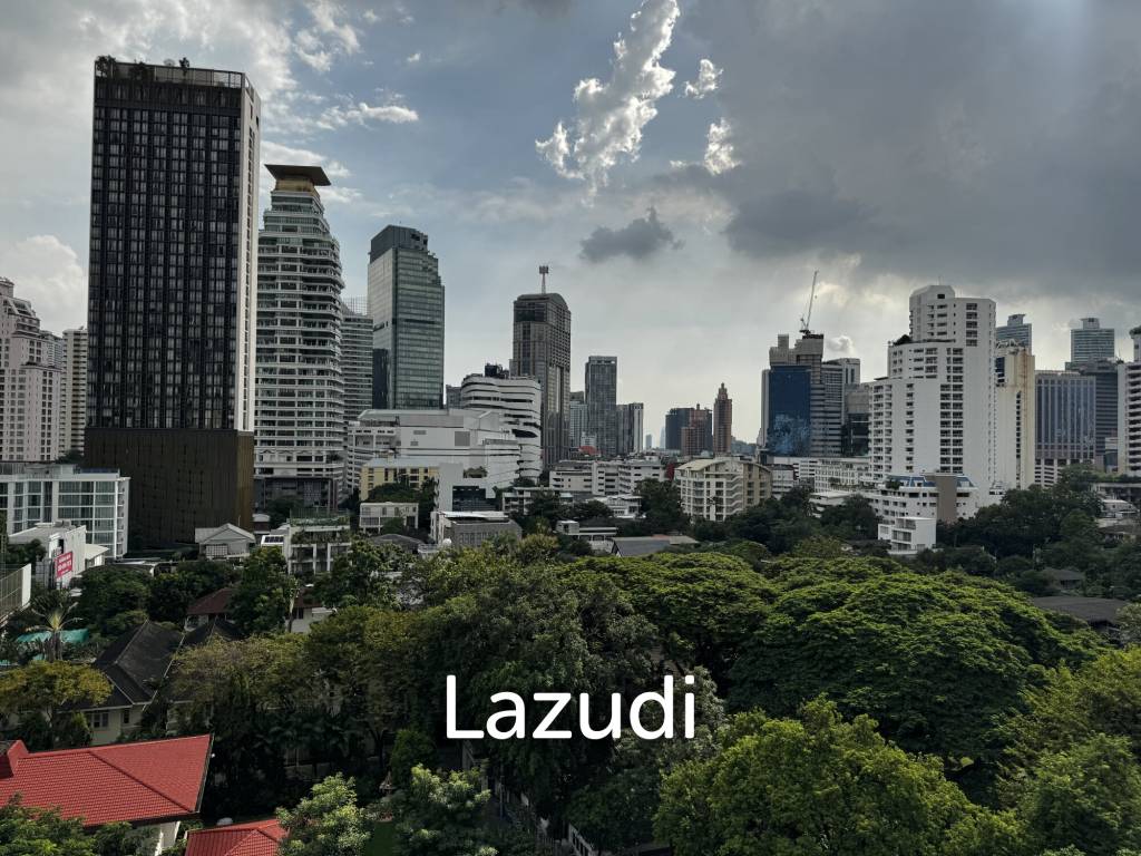 picture Private Condo Low Rise near BTS Phormphong - 32/33