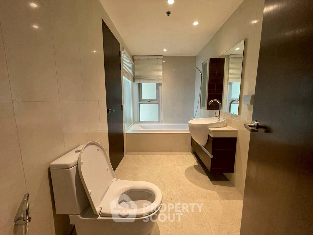รูป คอนโด 2-ห้องนอน ที่ สกาย วอล์ค เรสซิเดนซ์ ใกล้ BTS พระโขนง (ID 2380508) - รูปที่ 6/13