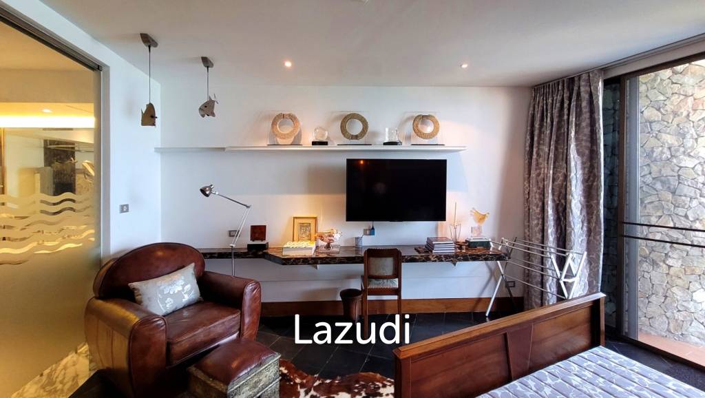 picture 3 bedrooms beachfront condo for sale - 17/42