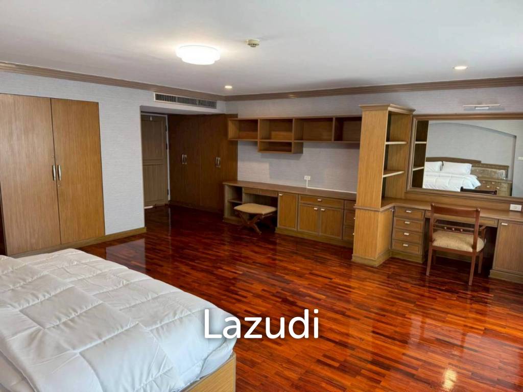 รูป 350.0 ตร.ม. 3 ห้องนอน 3 ห้องน้ำ คอนโดสำหรับ เช่าใน คลองเตยเหนือ - รูปที่ 9/20