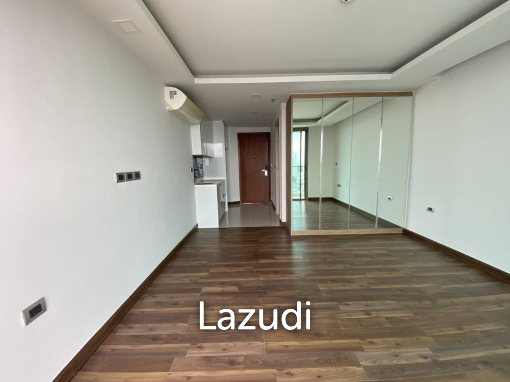 picture Studio 1 Bath 30.06 SQ.M The Peak Towers B - 1/4