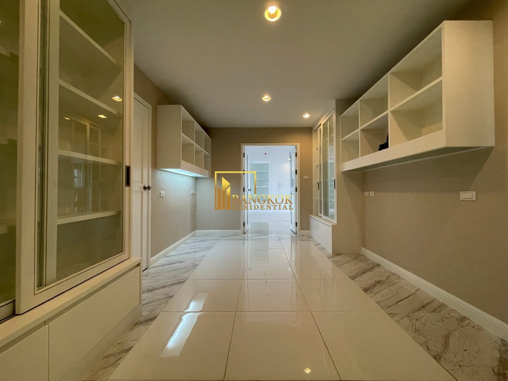 รูป Grand Ville House 2 | Expansive 3 Bedroom Condo in Asoke - BR61247CD - รูปที่ 13/47