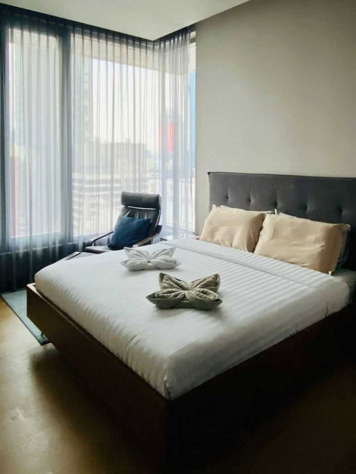 picture LTH15677 ; Saladaeng One FOR SALE 1 bed 1 bath size 57 Sq.M. Nearby MRT Lumphini station ONLY 23 MB - 5/7