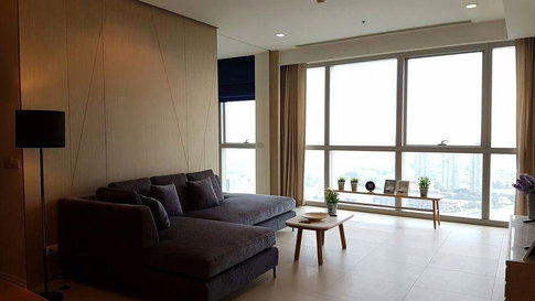 LTH4814 – The River FOR RENT 2 beds 3 baths size 132 Sq.M. Nearby BTS Charoennakorn station ONLY 85k/Month