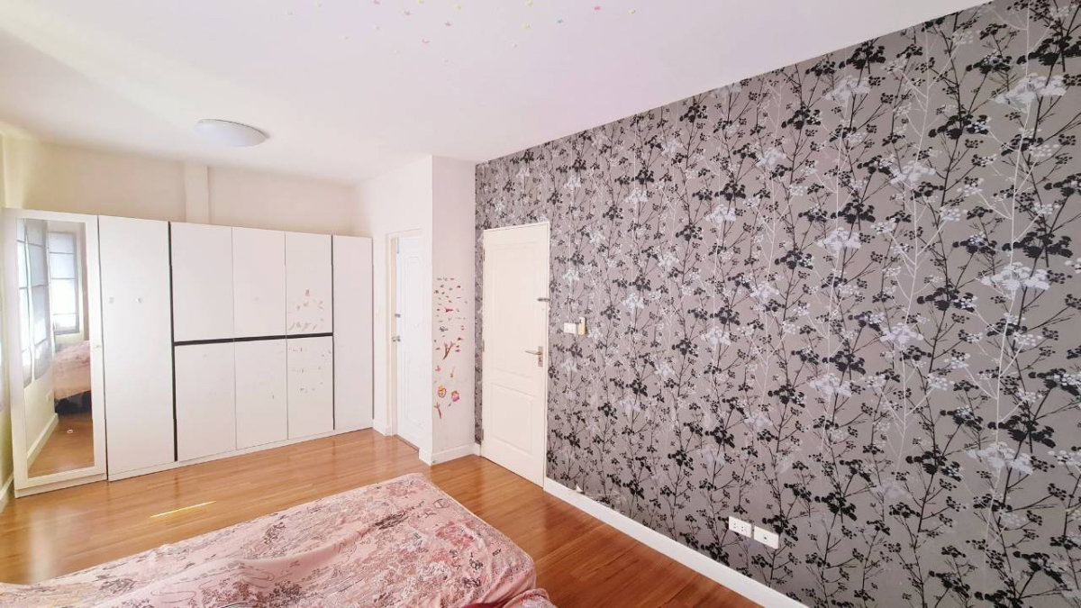 รูป 🎊ขายด่วน บ้านมือสองตกแต่งใหม่ 🏠 4 ห้องนอน 3 ห้องน้ำ - รูปที่ 19/28