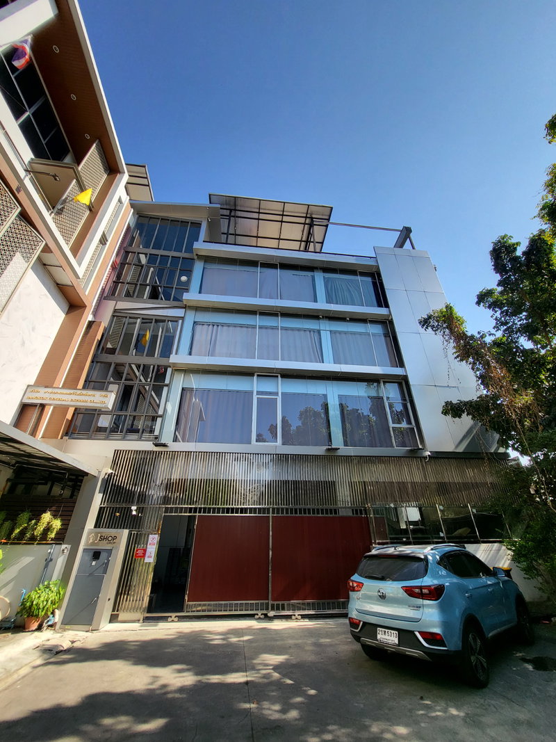 ขายทาวน์โฮม : (ราคาต่ำตลาด) 🏠✨ Jade Praise Sathorn - Rama 3 (เจด ไพรสซ์ สาทร พระราม 3 ) | ขายบ้านทำเลดี เดินทางง่าย ทางด่วนใกล้ (HBH-ST-243)