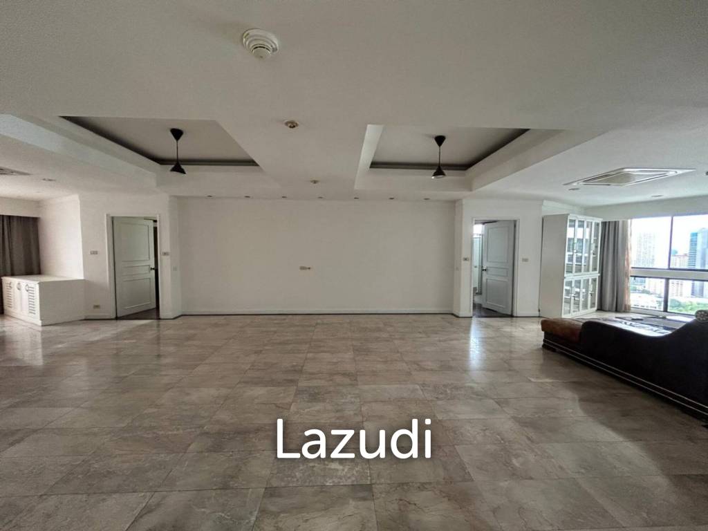 รูป 260.0 ตร.ม. 3 ห้องนอน 3 ห้องน้ำ คอนโดสำหรับ ขายใน คลองตัน - รูปที่ 4/22