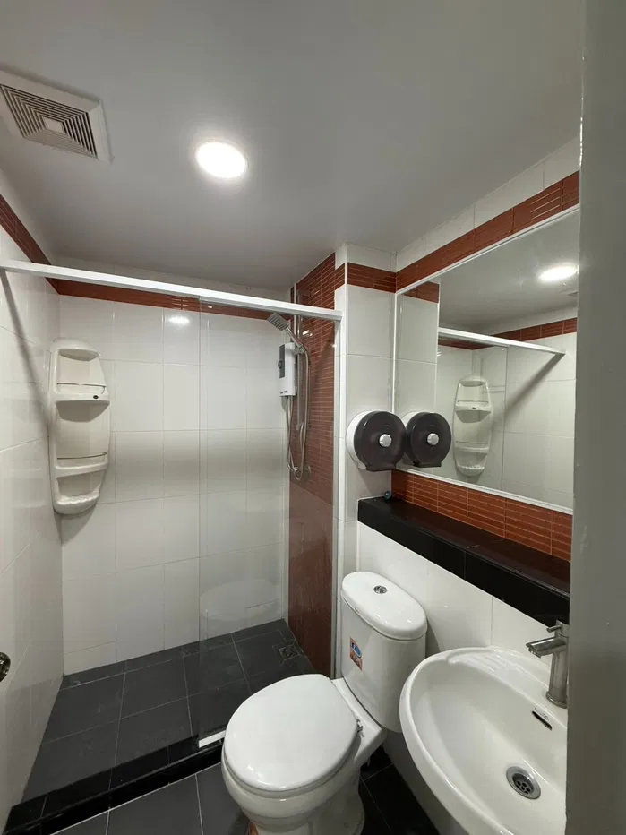 รูป ให้เช่าคอนโด รีเจ้นท์โฮม 7/2 บางนา พร้อมเครื่องใช้ไฟฟ้าเฟอร์นิเจอร์ครบ - รูปที่ 13/14