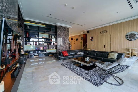 คอนโด 2-ห้องนอน ที่ ดูแพล็กซ์ ใกล้ ถนนพระตำหนัก พัทยา (ID 995802)