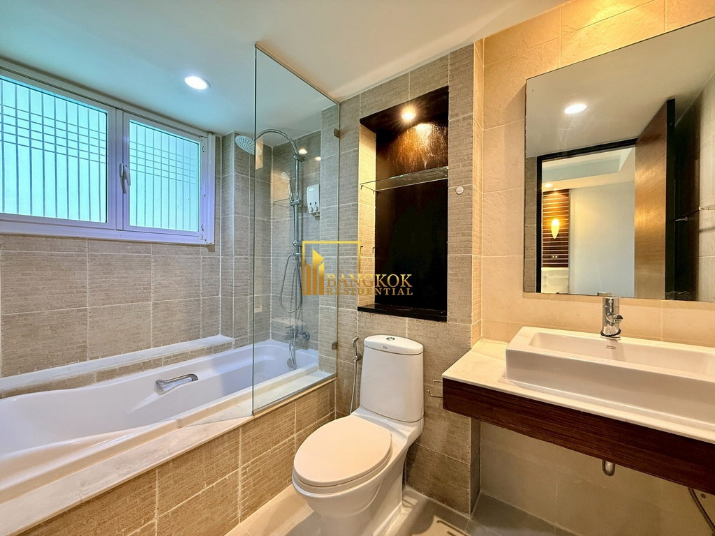 รูป Avenue 61 | Spacious 2 Bed Condo in Quiet Ekkamai Location - BR15627CD - รูปที่ 16/28