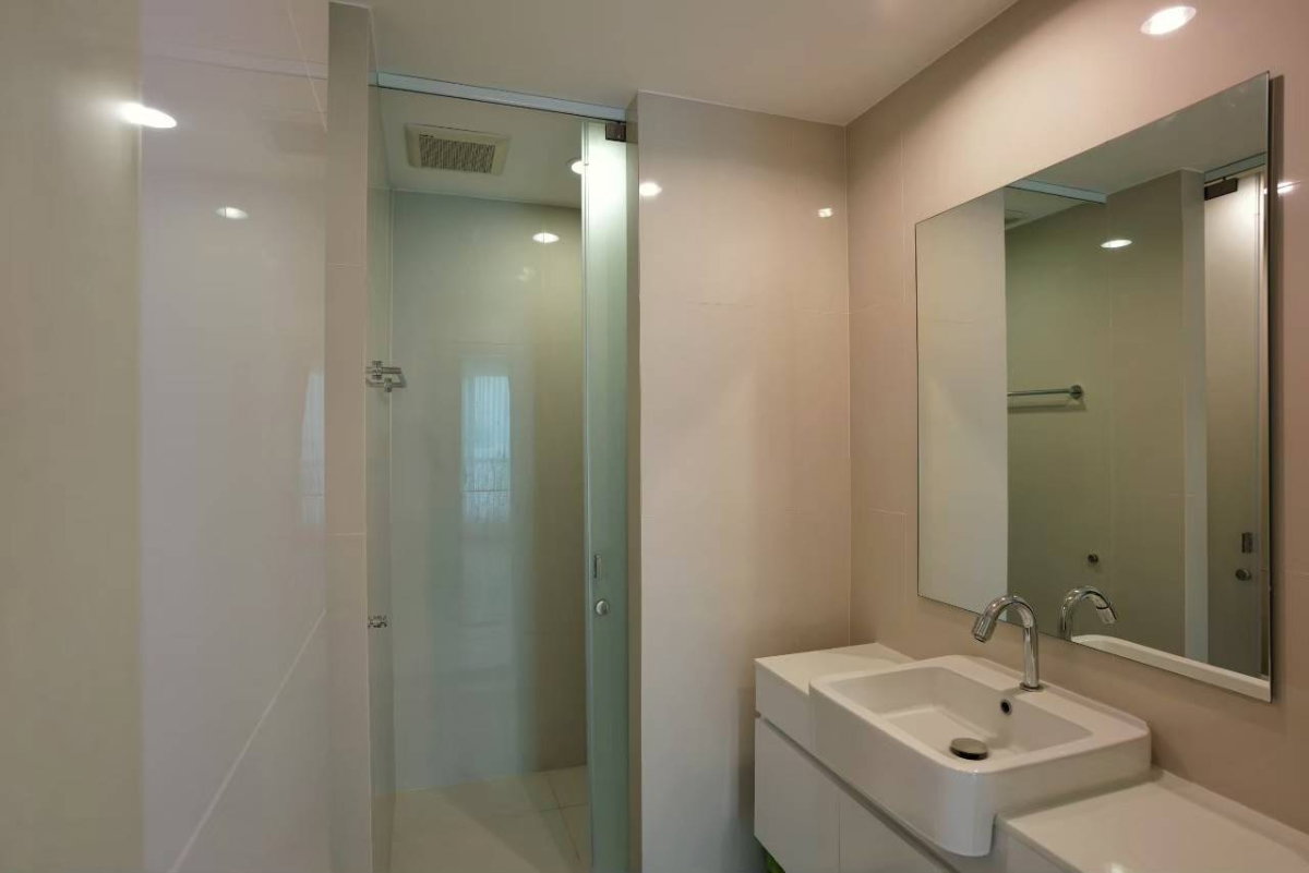 รูป 💖💖ขายห้องสวย ราคาพิเศษ The Hotel Serviced Condo/ 2 ห้องนอน ขนาด 56.42 ตรม ราคาเพียง 3.39 ล้านบาท/ สนใจสอบถามได้นะคะ Line ID : atfirm2010 💖💖 - รูปที่ 15/16