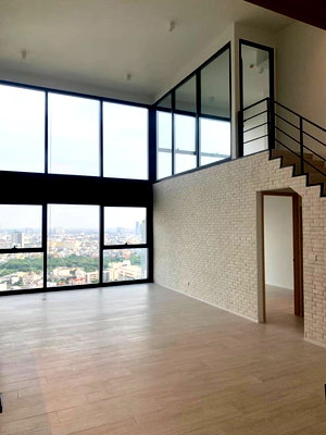 Condos for sale : LTH3829 – The Lofts Silom FOR SALE 2 beds 2 baths size 107 Sq.M. Nearby BTS Surasak station ONLY 22 MB
