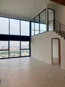 LTH3829 – The Lofts Silom FOR SALE 2 beds 2 baths size 107 Sq.M. Nearby BTS Surasak station ONLY 22 MB
