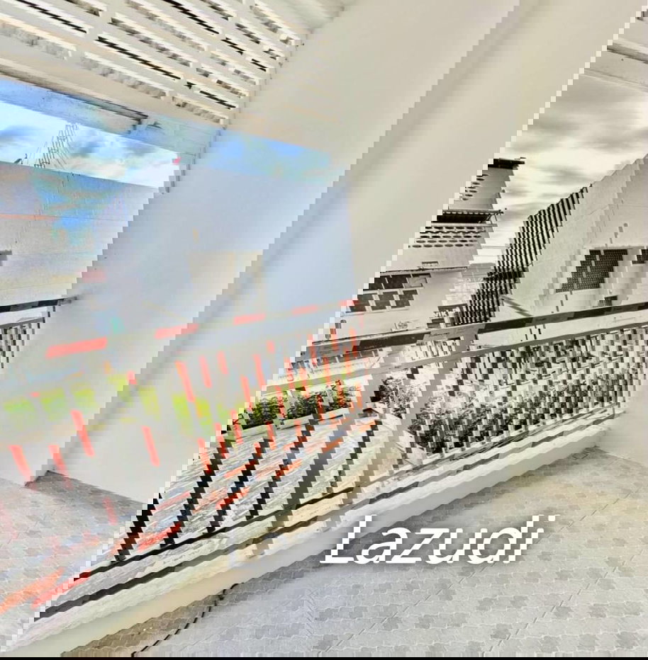 picture BAAN KLANG CONDO : Great value 2 bed with 130 SQM. - 12/12