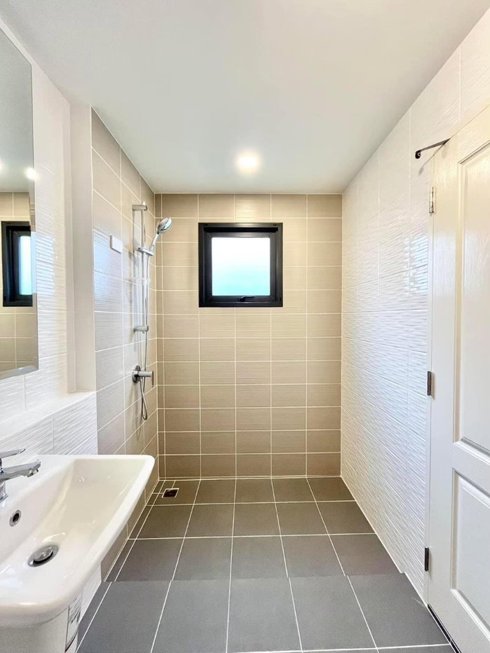 รูป CD03544 - Centro Vibhavadi : DonMueang - รูปที่ 21/24