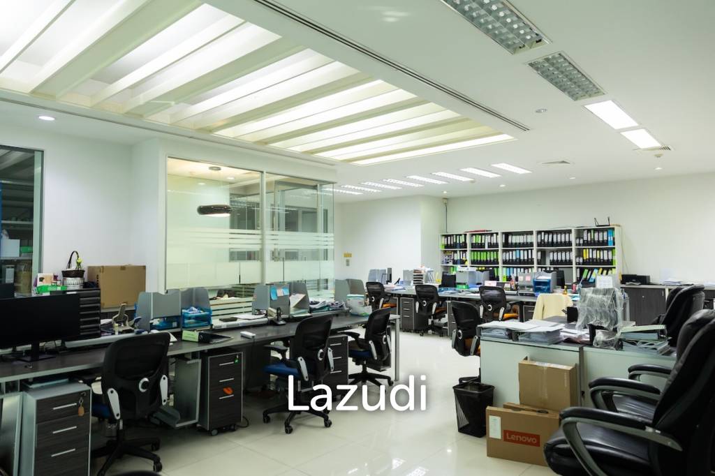 รูป 512.0 ตร.ม. 8 ห้องนอน 14 ห้องน้ำ ออฟฟิศสำหรับ เช่าใน สวนหลวง - รูปที่ 5/14
