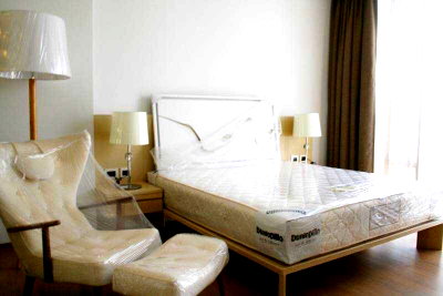 Condos for rent : LTH3813 – Saladaeng Residences FOR RENT 2 beds 2 baths size 125 Sq.M. Nearby MRT Lumphini Station ONLY 100k/Month