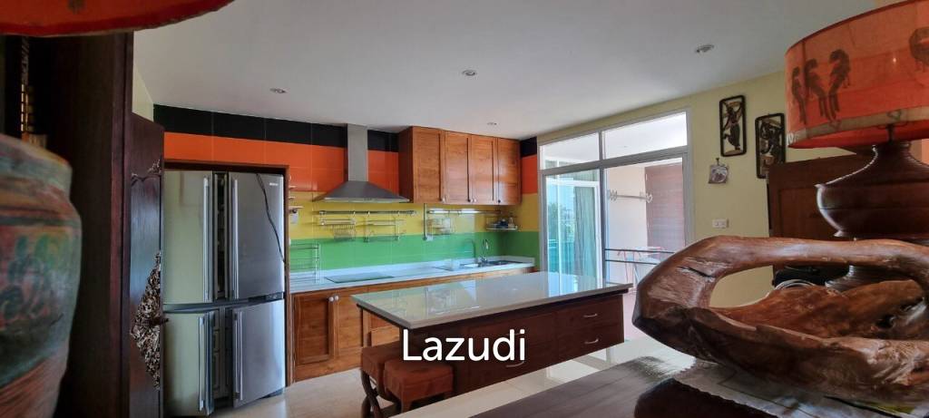 picture 1 Bed 1 Bath 203 SQ.M Executive Residence IV - 7/22