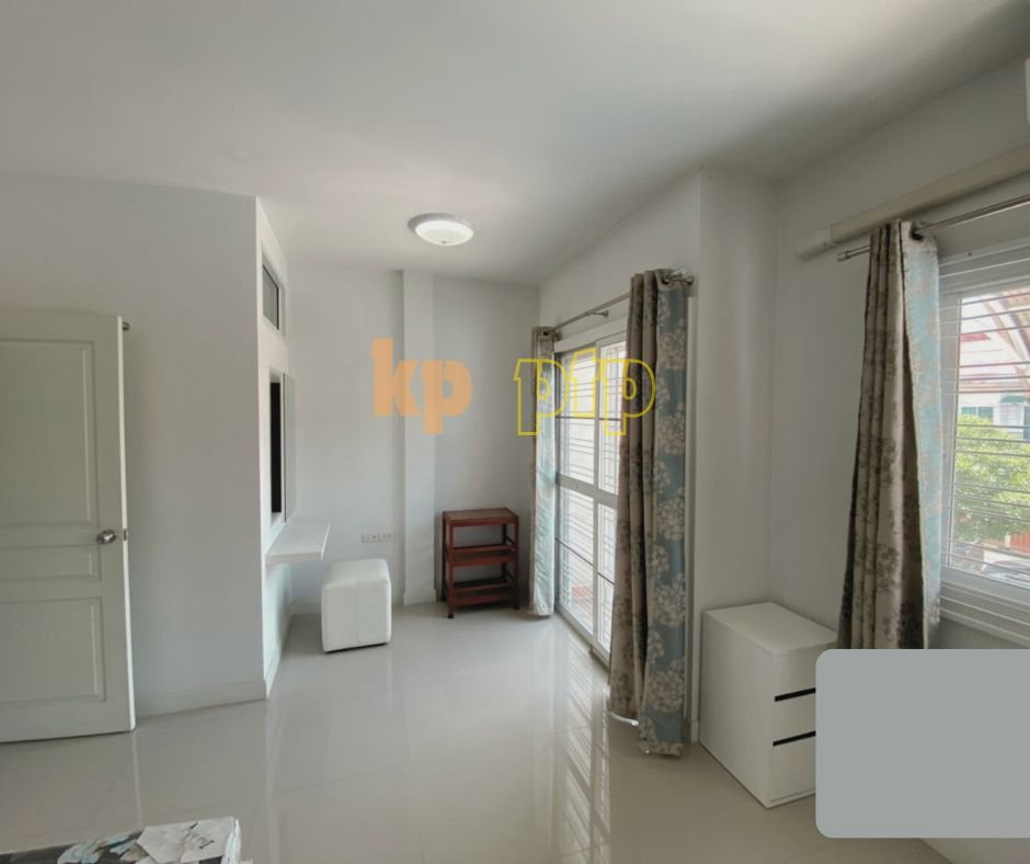 รูป *เช่า* 9,500.- ✔️ทาวน์โฮม ถาวรวิลล่า คลอง3 บ้านสวย เฟอร์ครบ พร้อมอยู่ 🆗 - รูปที่ 4/12