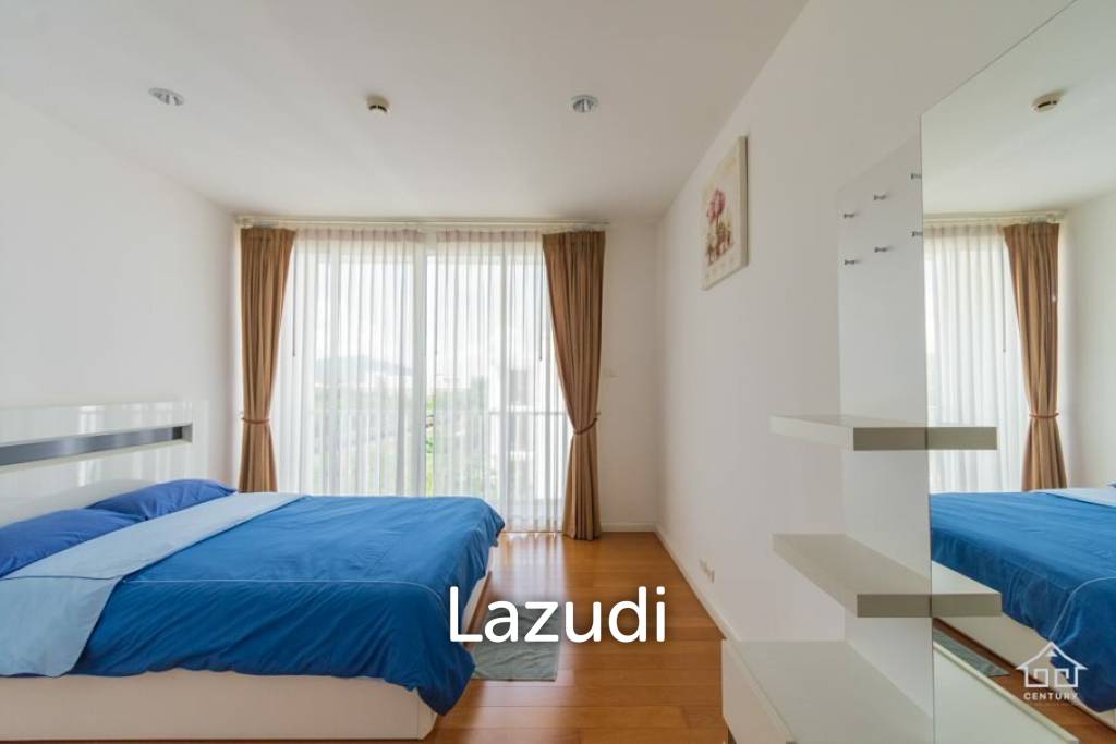 picture NEW RENOVATED CONDO  : Great Value 2 bed condo with nice views - 11/25