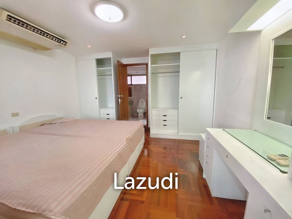 รูป 140.0 ตร.ม. 2 ห้องนอน 2 ห้องน้ำ คอนโดสำหรับ ขายใน คลองตันเหนือ - รูปที่ 9/12