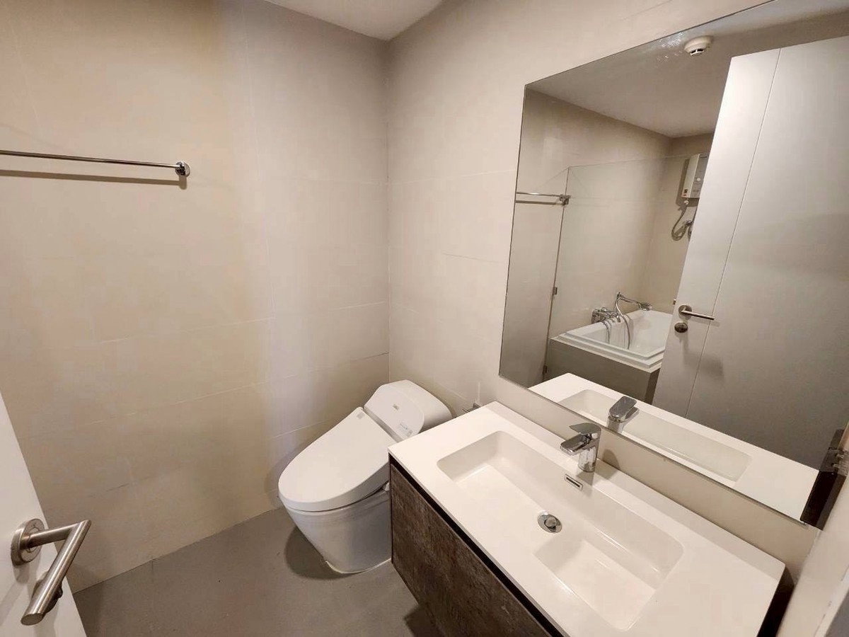 รูป Penthouse Rare Unit ใจกลางอารีย์ — ห้องใหญ่ 110 ตร.ม. ใกล้ BTS อารีย์ เพียง 350 เมตร ลดแรงกว่า 2.4 ล้าน - รูปที่ 22/33