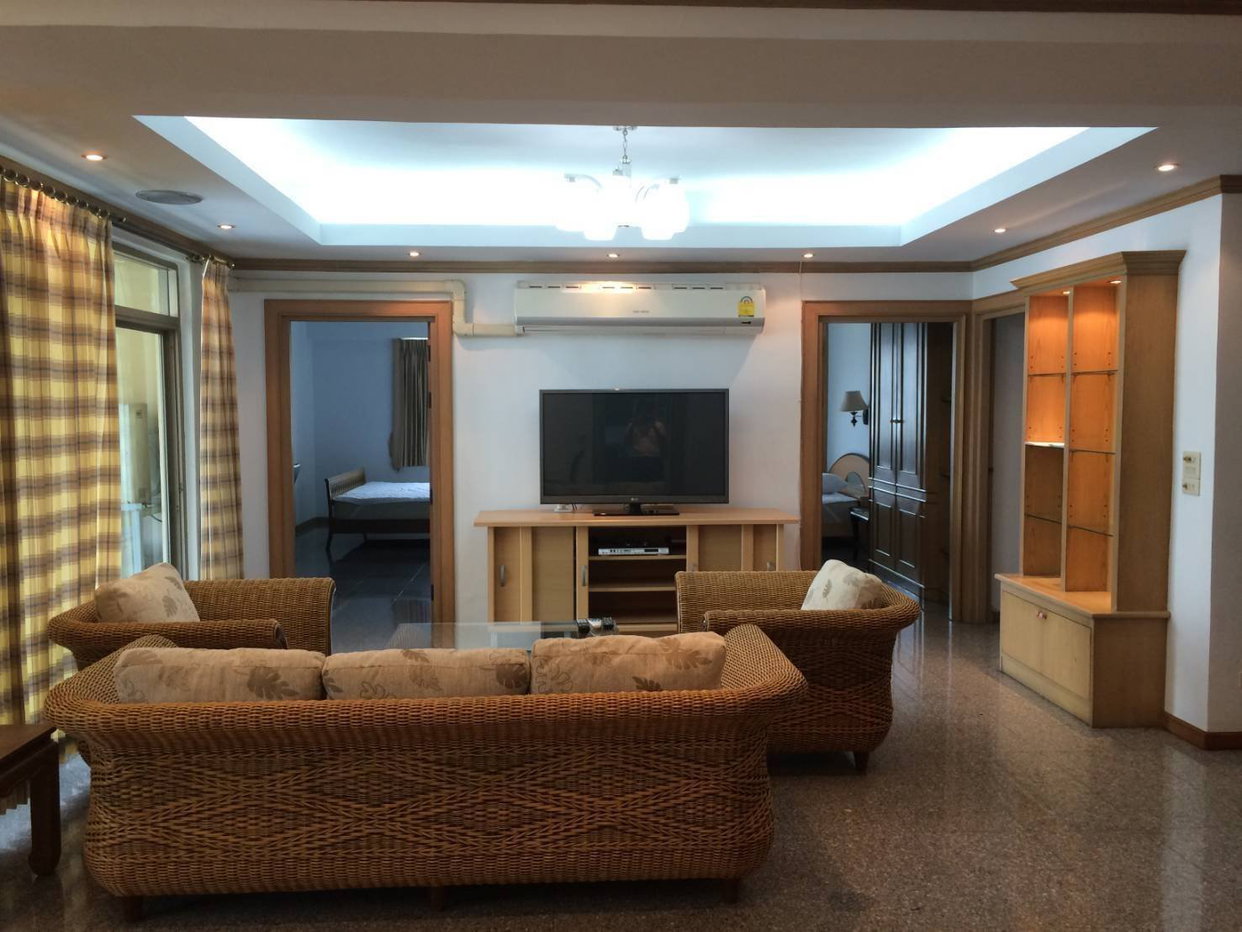 รูป LTH3863 – Royal Castle FOR SALE 3 beds 3 baths size 148.66 Sq.M. Nearby BTS Phrom Phong station ONLY 13.53 MB - รูปที่ 2/6
