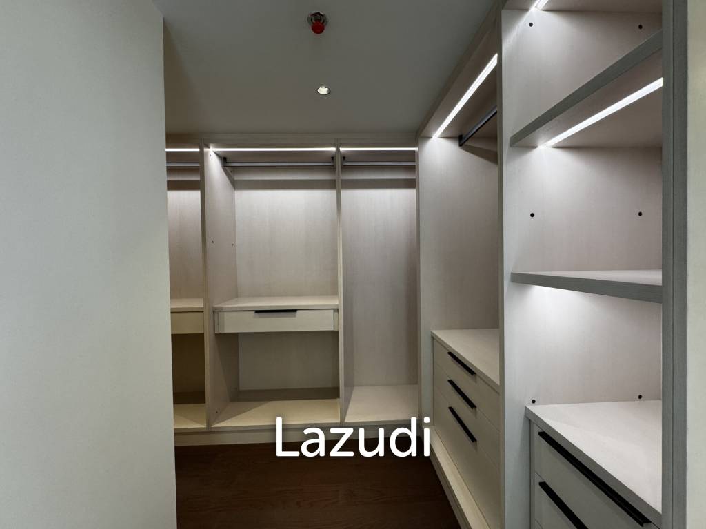 picture Private Condo Low Rise near BTS Phormphong - 19/33