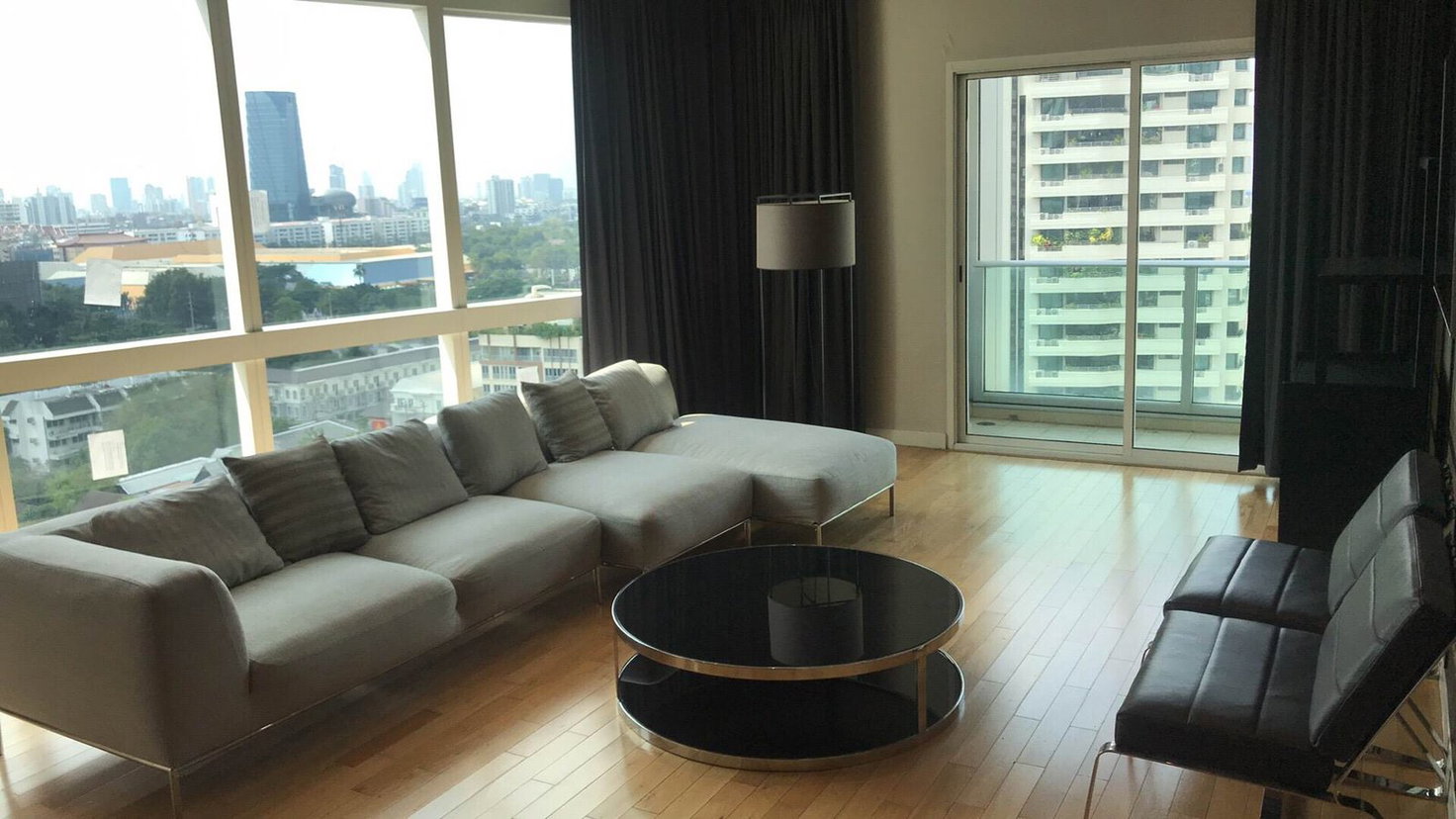 รูป LTH4365 – Millennium Residence FOR RENT 3 beds 3 baths Size 193 Sq.M. nearby BTS Asoke Station ONLY 130k/Month - รูปที่ 2/6
