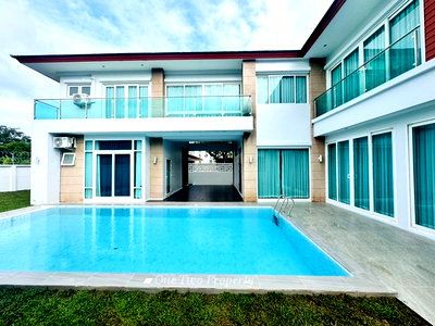 Houses for sale Rongpo Market : Beachside pool villa walk from the house to the sea