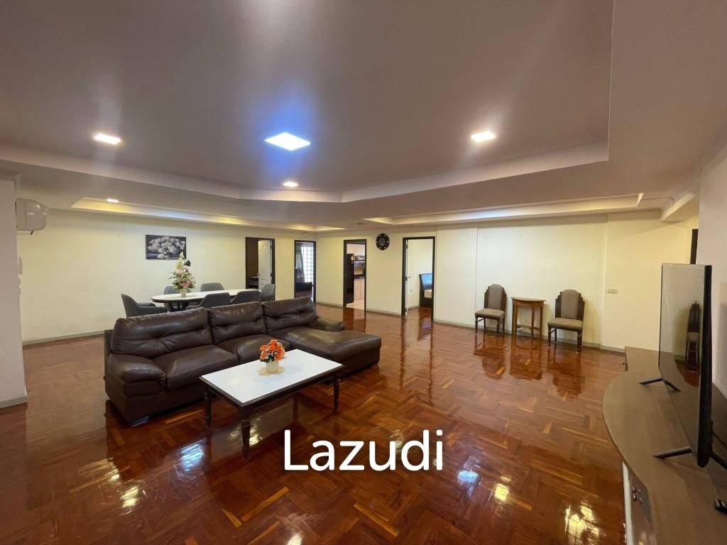 รูป 280.0 ตร.ม. 3 ห้องนอน 4 ห้องน้ำ คอนโดสำหรับ เช่าใน คลองตันเหนือ - รูปที่ 3/13