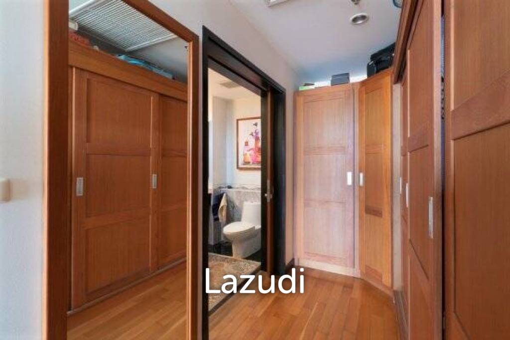 picture Luxury Penthouse With Spectacular Views - 5/16