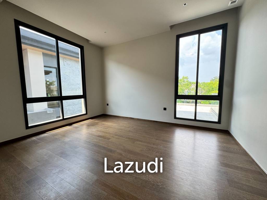 รูป 551.0 ตร.ม.  4 ห้องนอน  5 ห้องน้ำ บ้านเดี่ยวสำหรับ ขายใน สวนหลวง - รูปที่ 21/24