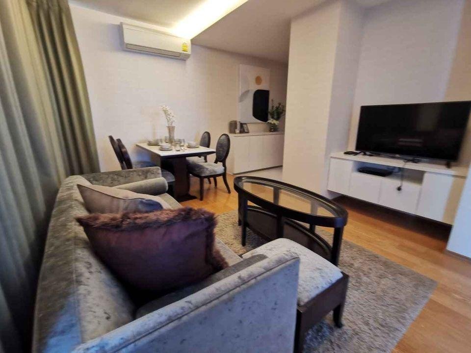 รูป LTH3357 – H Sukhumvit 43 FOR SALE 2 beds 2 baths size 59.4 SQ.M. nearby BTS Phrom Phong station ONLY 11.918 MB - รูปที่ 3/5