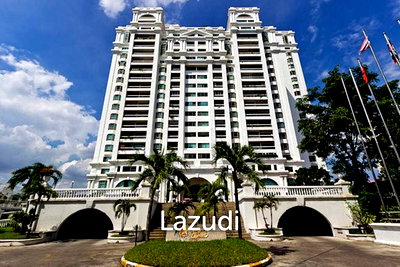 Condos for sale Sukumvit 39 : 3 Bed 3 Bath 164 SQ.M Royal Castle Condo